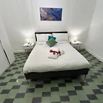 דירה San Peter Vale House
